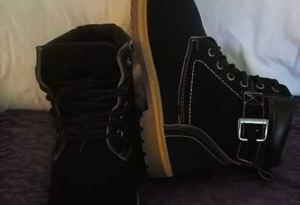 Kiddies shoes
