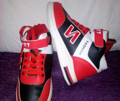 Kiddies shoes