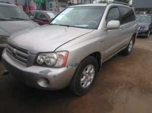 Toyota highlander