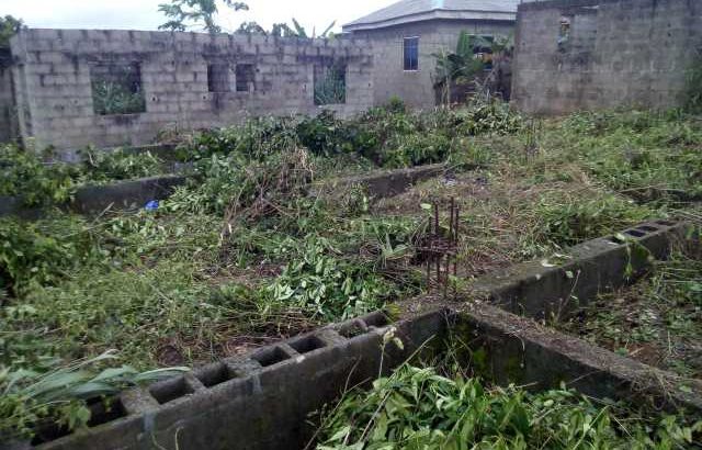 uncompleted bungalow building for sale at a cheaper price