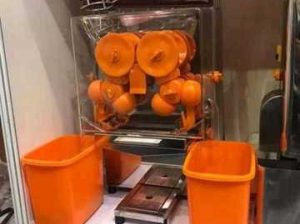 Orange juicer
