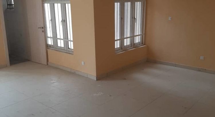 For sale 4 bedroom terrace duplex