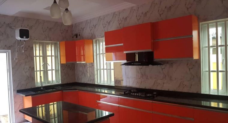 5 Bedroom Detached Duplex