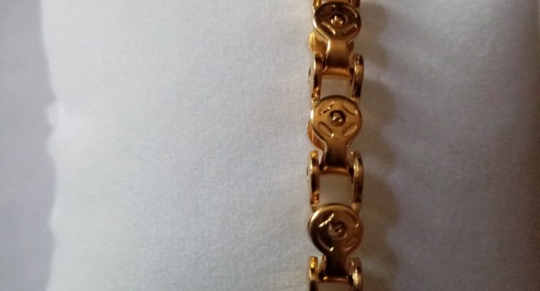 Wristwatch necklace bracelet