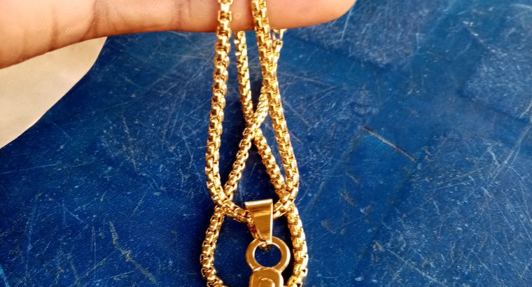 Wristwatch necklace bracelet