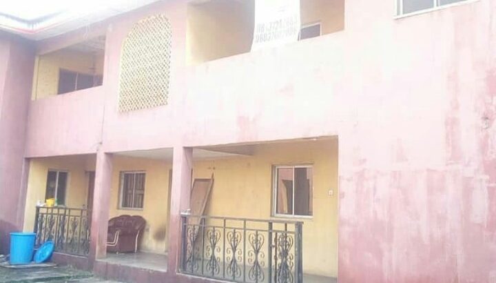 8 unit 2 bedroom apartment