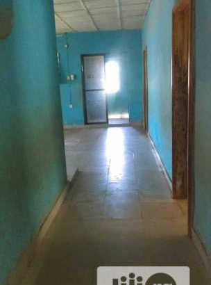 FOR SALE: A MODERN STRUCTURE 5-BEDROOM BUNGALOW