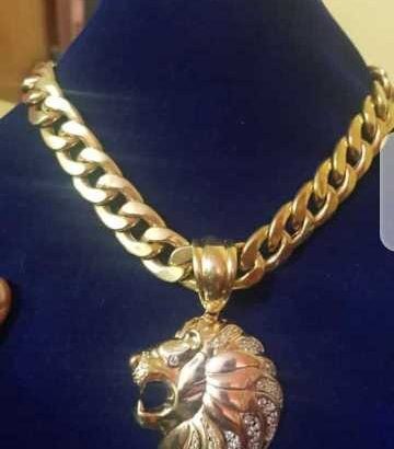 Pure 18k Golds