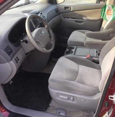 Toyota Sienna 2008