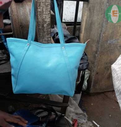 hand and shoulder bags