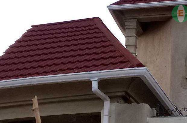 aluminum roof gutter and PVC roof gutter