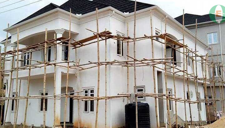 aluminum roof gutter and PVC roof gutter