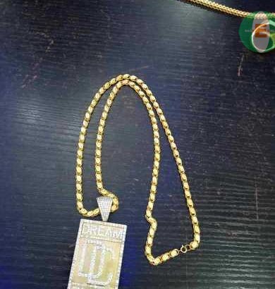 Cuban Hand and necklace