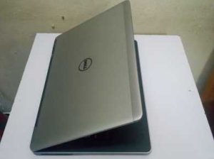 Dell latitude 14 E 7440