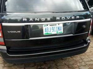 range rover Vogue and land cruiser