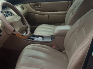 Clean Toyota Avalon