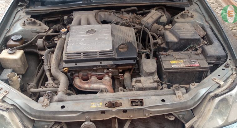 Clean Toyota Avalon